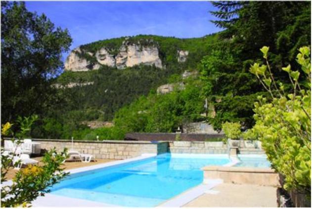 Hotel De La Jonte Меруес Екстериор снимка